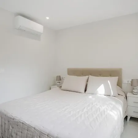 Brisa Marina 아로나