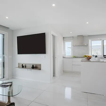 Brisa Marina * 아로나