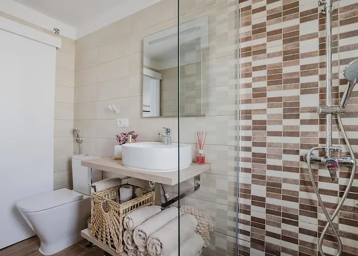 Brisa Marina * 아로나